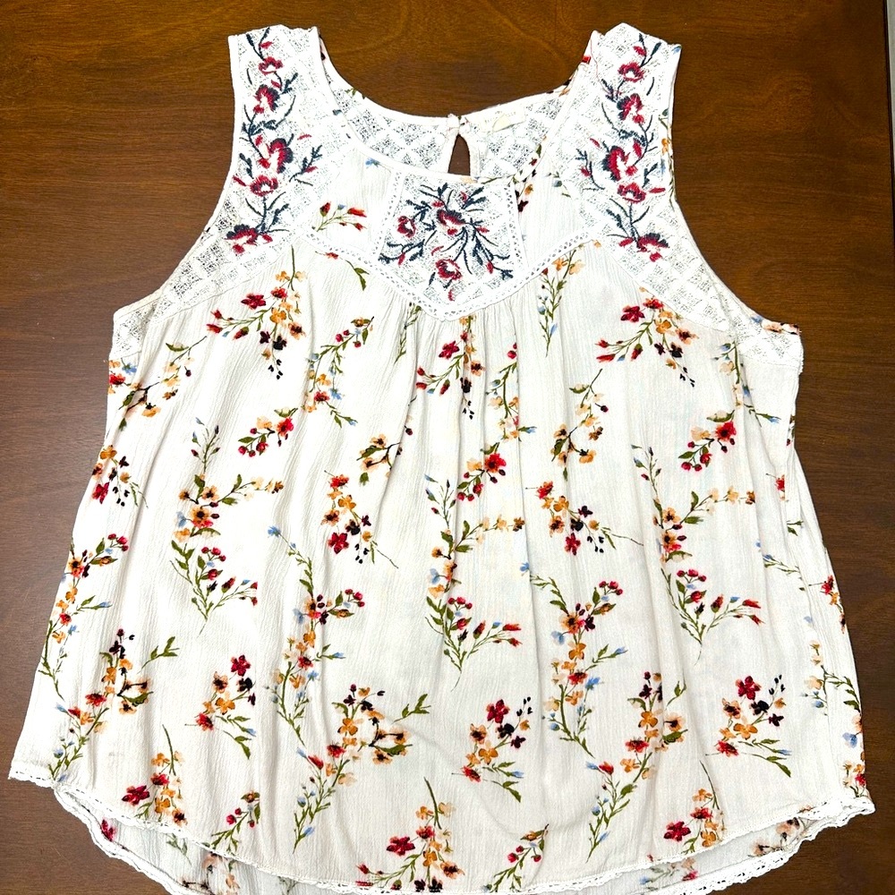 Mason & Belle Cream Sleeveless Embellished Blouse
